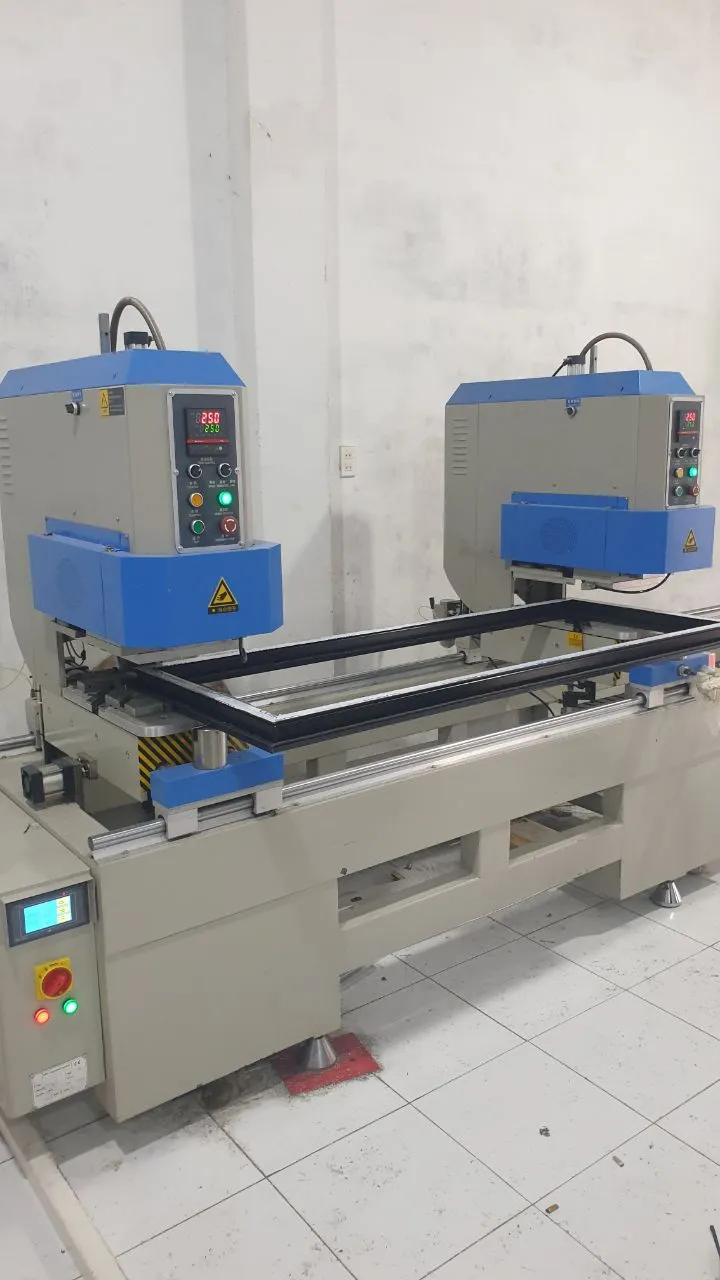 Mesin Las Seamless MitraJaya uPVC